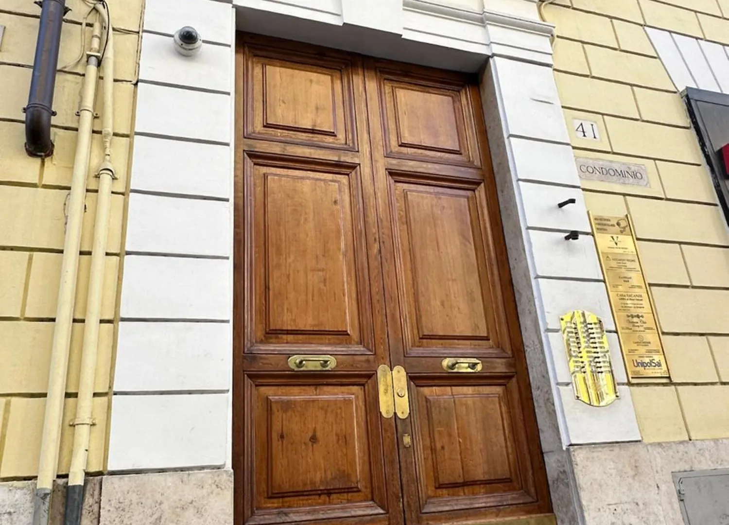Candia Rooms Rome Italy